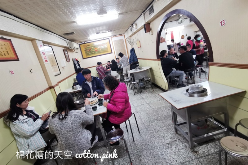 台中宵夜火鍋|小漁兒燒酒雞超過十種口味任你選～推薦必點這一味