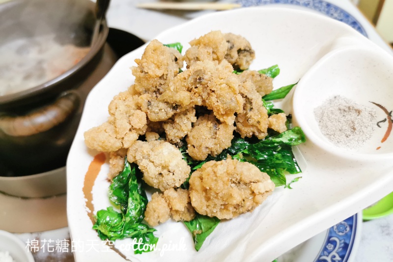 台中宵夜火鍋|小漁兒燒酒雞超過十種口味任你選～推薦必點這一味