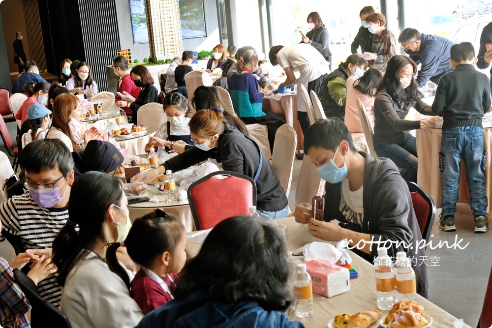 國聚生活家大家的好鄰居!實現精彩生活的好夥伴-親子薑餅屋活動全記錄 國聚生活家大家的好鄰居!實現精彩生活的好夥伴-親子薑餅屋活動全記錄