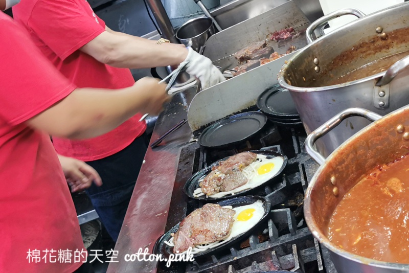 台中夜市牛排吃到飽-老夫子牛排外帶也澎湃！雙拼肉量爆表啦～