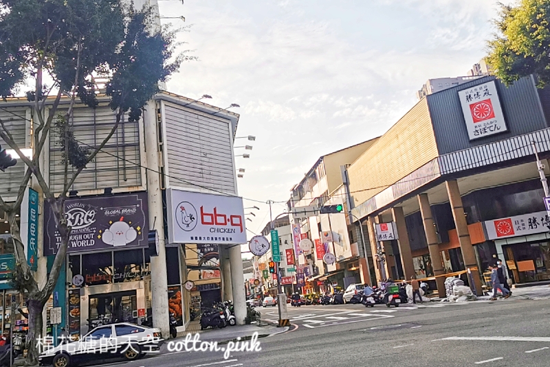 文心崇德站美食再多一家！bb.q CHICKEN韓式炸雞台中首家街邊店在這兒～文末有完整菜單