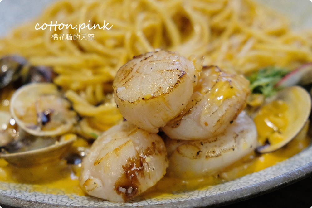 台中義大利麵推薦|高沐Pasta&Steak廢墟風格超特別，少見毒癮醬微辣必點
