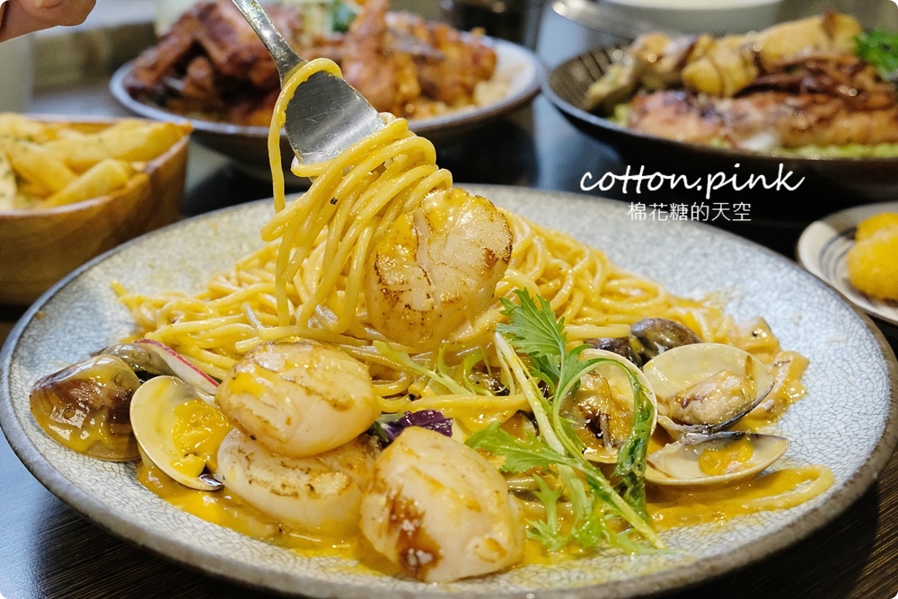 台中義大利麵推薦|高沐Pasta&Steak廢墟風格超特別，少見毒癮醬微辣必點