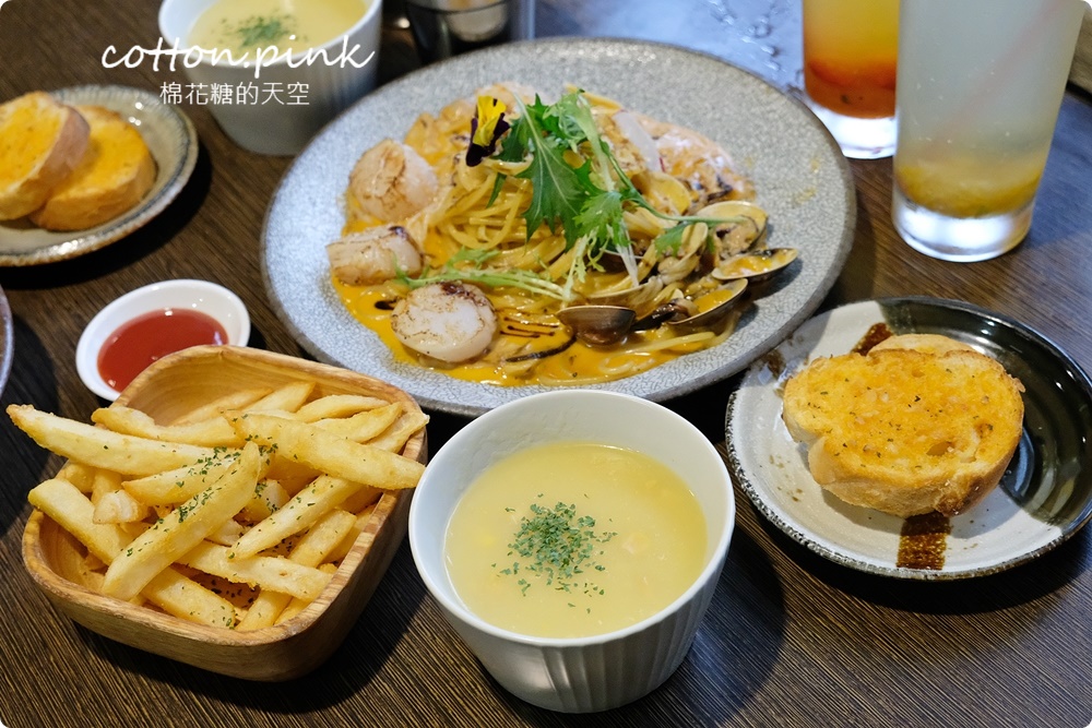 台中義大利麵推薦|高沐Pasta&Steak廢墟風格超特別，少見毒癮醬微辣必點