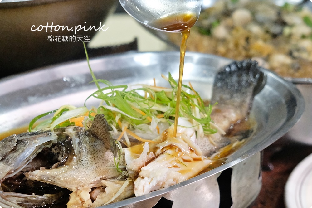 台中燒鵝海鮮快炒餐廳打對折！大祥招牌燒鵝半價就能大口吃，八道桌菜大套餐只要3000元！