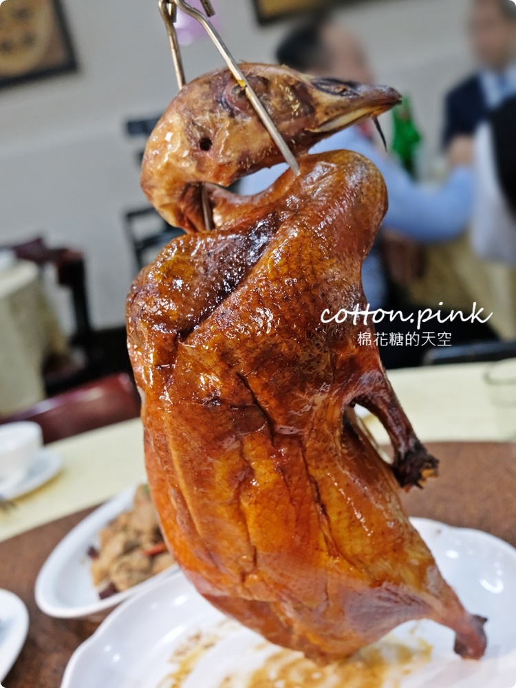台中燒鵝海鮮快炒餐廳打對折！大祥招牌燒鵝半價就能大口吃，八道桌菜大套餐只要3000元！