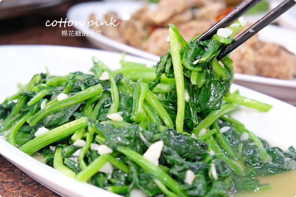台中燒鵝海鮮快炒餐廳打對折！大祥招牌燒鵝半價就能大口吃，八道桌菜大套餐只要3000元！