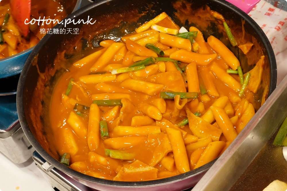 韓風來襲～韓國美食這裡不只可以補貨還能現場吃！限時兩周～快衝台中大遠百