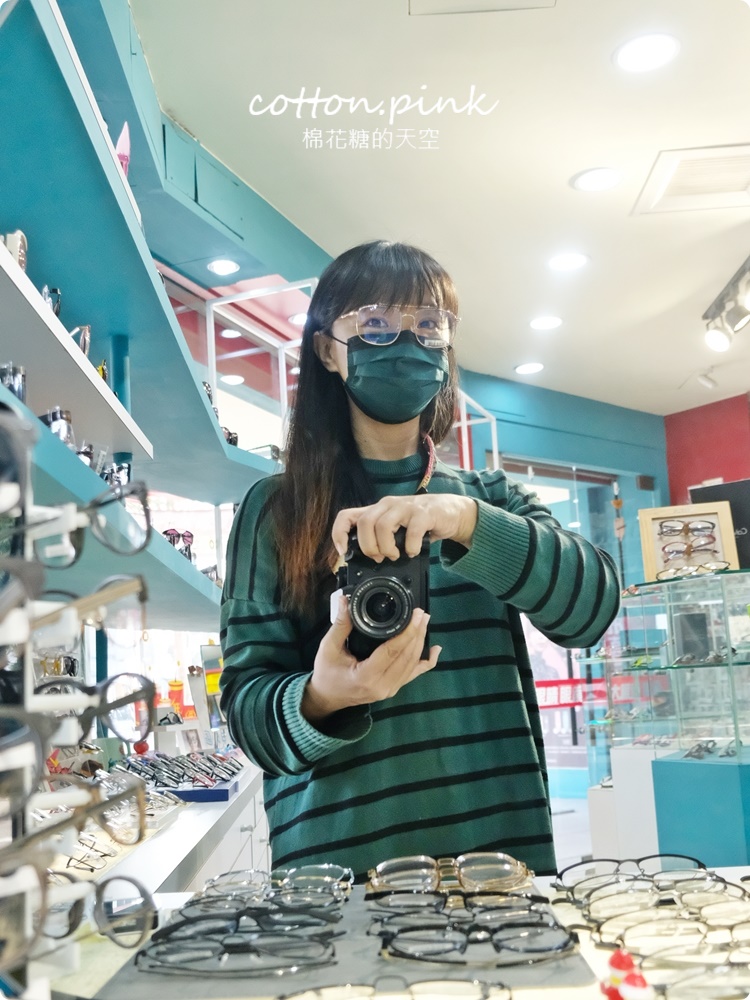 台中眼鏡行推薦|大眼睛眼鏡服務熱情又專業～價格全透明，台中配眼鏡首選