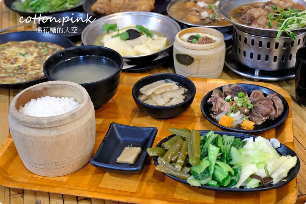 台中大坑必吃老店！竹之鄉必點竹筒飯吃完還能帶回家～耎骨肉吃了會上癮