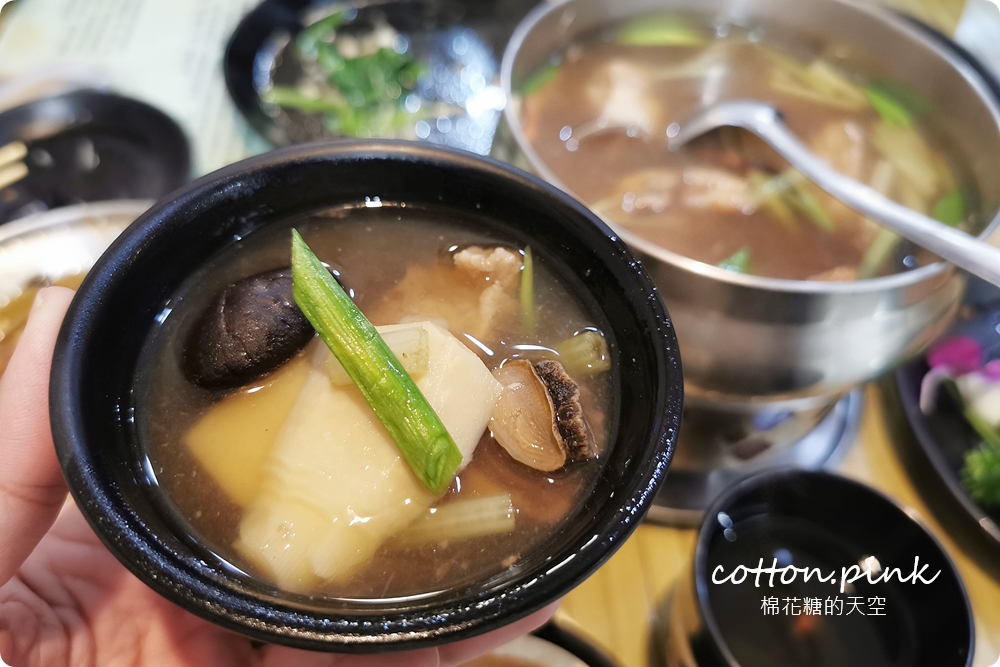台中大坑必吃老店！竹之鄉必點竹筒飯吃完還能帶回家～耎骨肉吃了會上癮