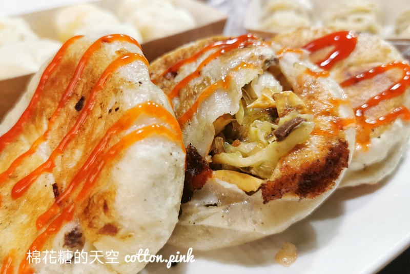 台中水煎包|品香豆漿水煎包超薄皮內餡超多～早餐小籠包也是必吃！