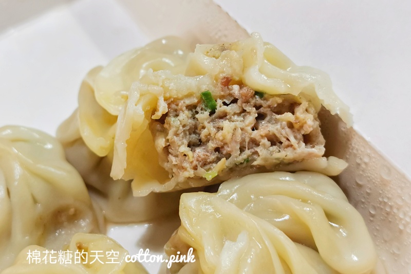 台中水煎包|品香豆漿水煎包超薄皮內餡超多～早餐小籠包也是必吃！