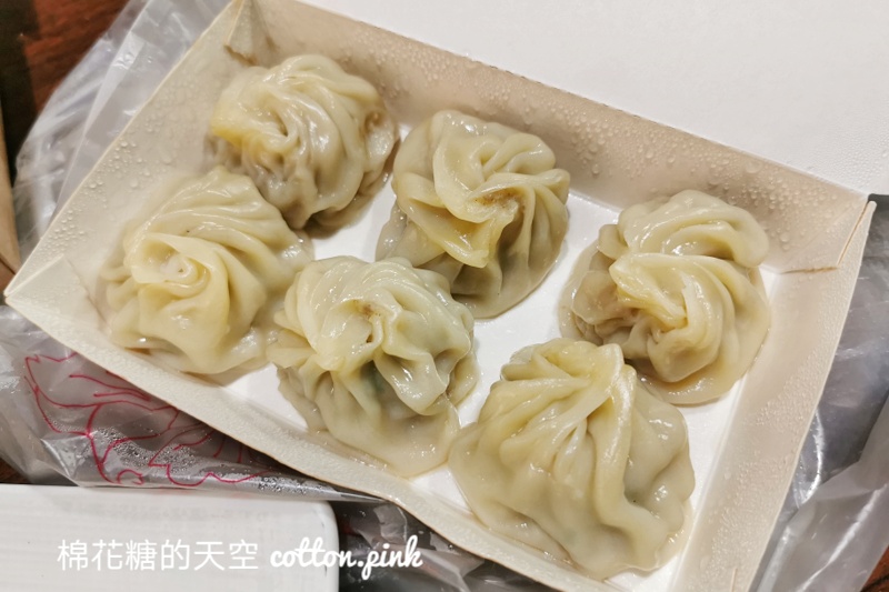 台中水煎包|品香豆漿水煎包超薄皮內餡超多～早餐小籠包也是必吃！