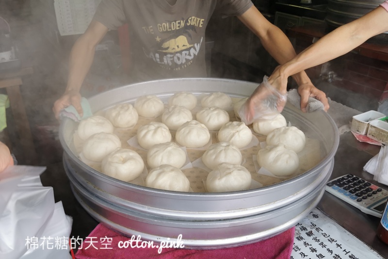 上谷關前必吃白冷三寶！冰棒、肉包、豆干來一輪