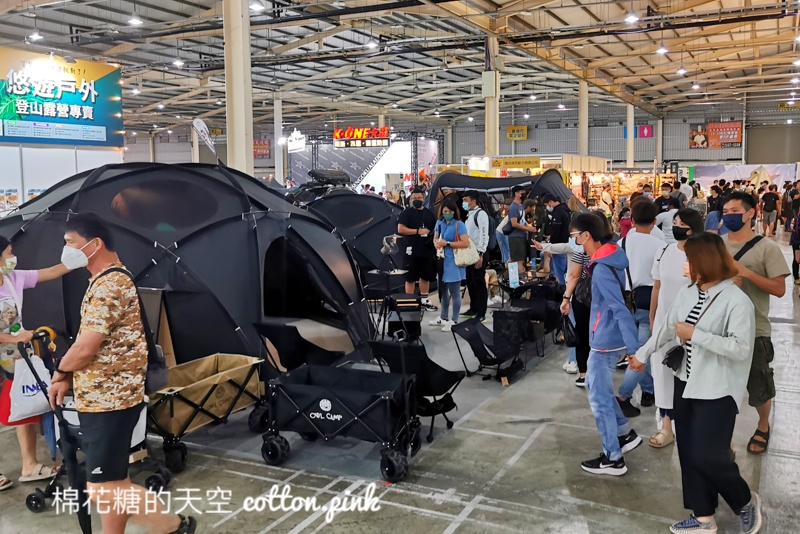 戶外用品展台中場只到週一！露營、車宿用品超搶手～爆人潮啦