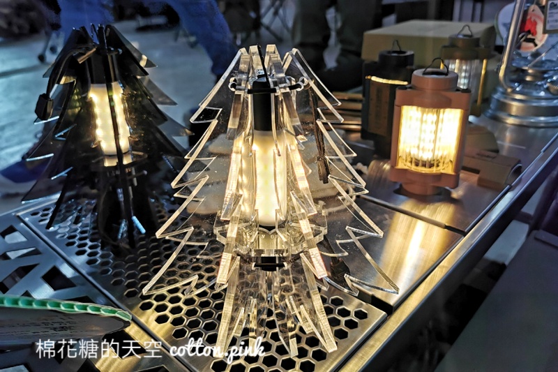 戶外用品展台中場只到週一！露營、車宿用品超搶手～爆人潮啦