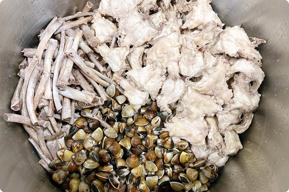 台中肉粽燉湯食府