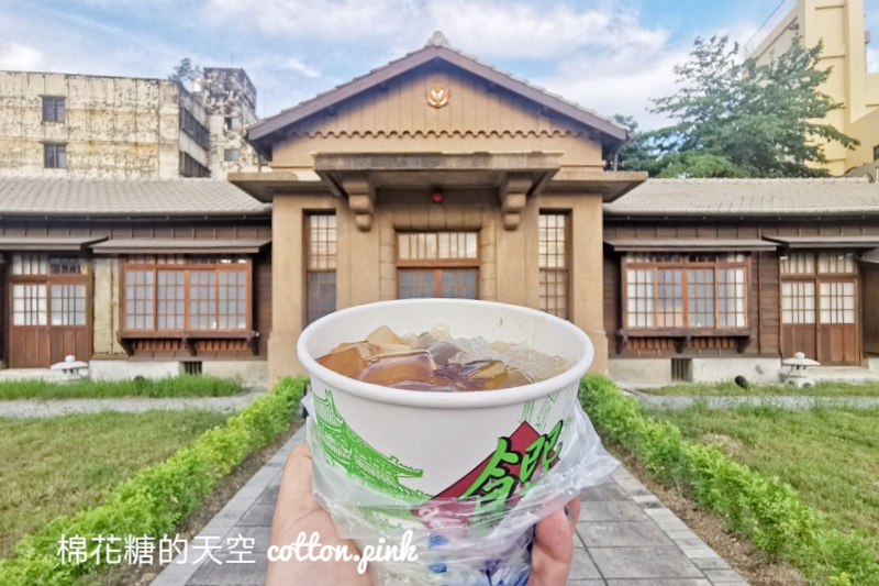 台中冰店|烏日自助冰16種配料任你加～乾媽黑糖冰店還有豆花嫩仙草