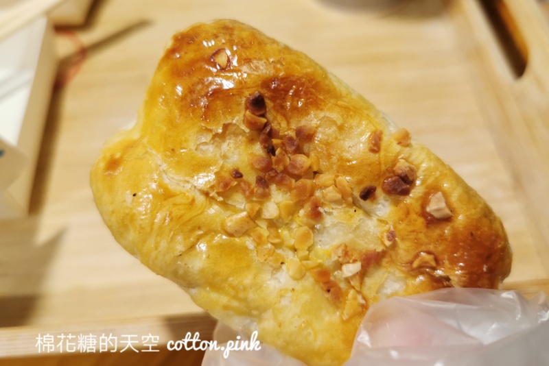 豐原宵夜場！老油條燒餅豆漿～超大鍋貼出來用搶的！網路推薦炒涼麵
