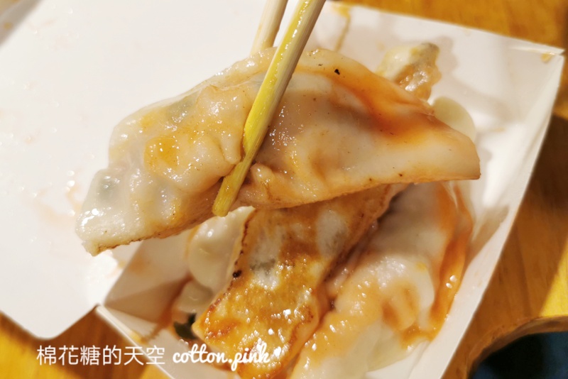 豐原宵夜場！老油條燒餅豆漿～超大鍋貼出來用搶的！網路推薦炒涼麵
