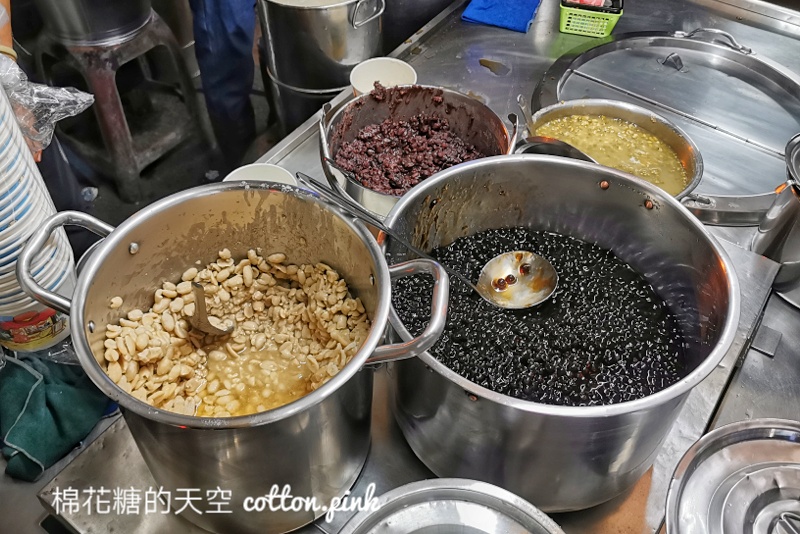 台中水湳必吃-三十年老店豆花入口即化超厲害!每天營業不到3個半小時 台中水湳必吃-三十年老店豆花入口即化超厲害!每天營業不到3個半小時