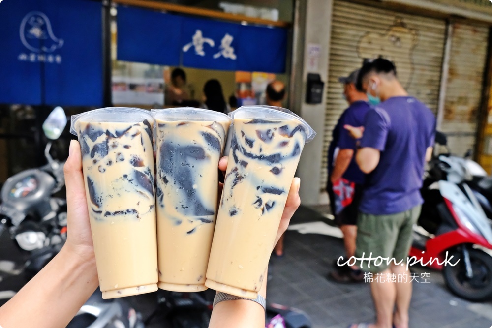 台中無名飲料-天天排隊買阿嬤怕你餓！最新吃土醬加炒麵也推推