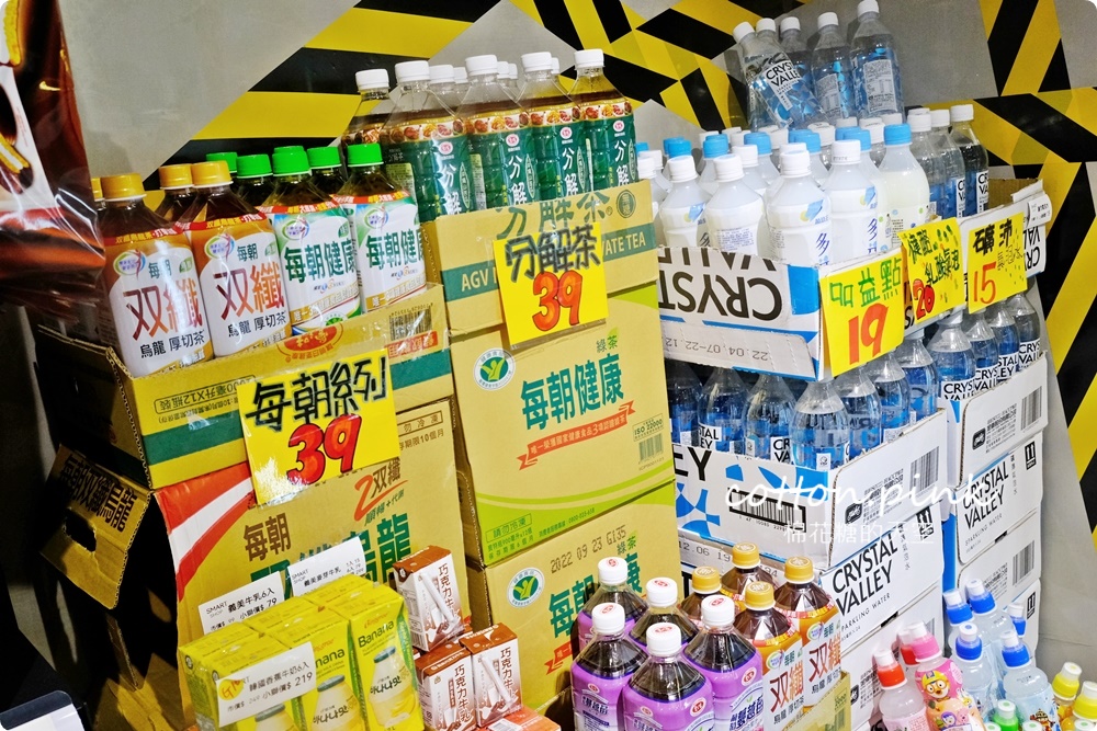 進口零食泡麵甜甜價！獅賣特最新北屯松竹分店超好逛～還有冷凍食品一起帶回家！
