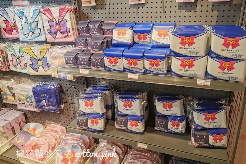 美少女戰士台中快閃店又來懲罰你的錢包啦……XD，台中場開跑啦！