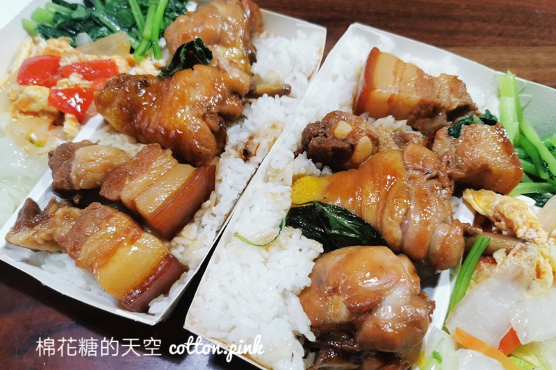 一中轉角無名便當竟然開了這麼久！雙拼便當肉量滿滿～