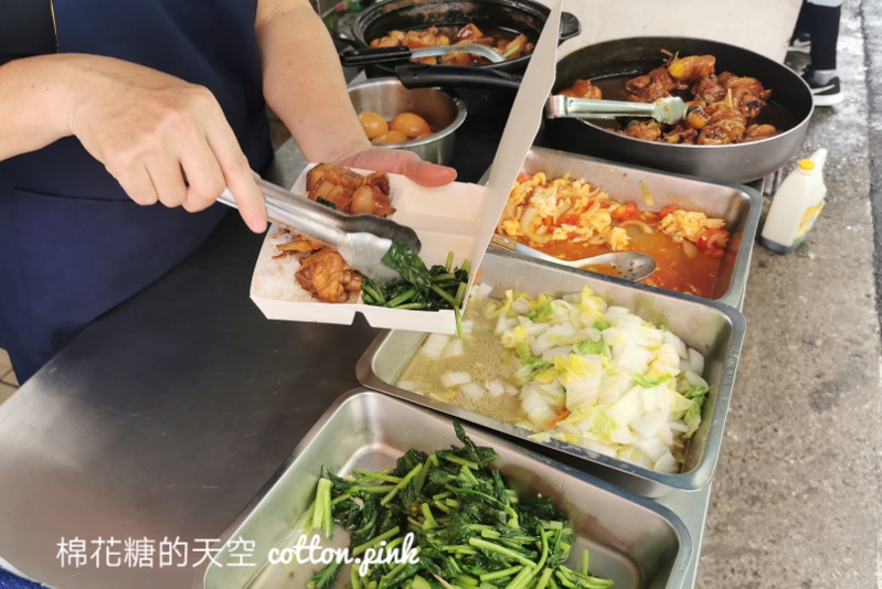 一中轉角無名便當竟然開了這麼久！雙拼便當肉量滿滿～