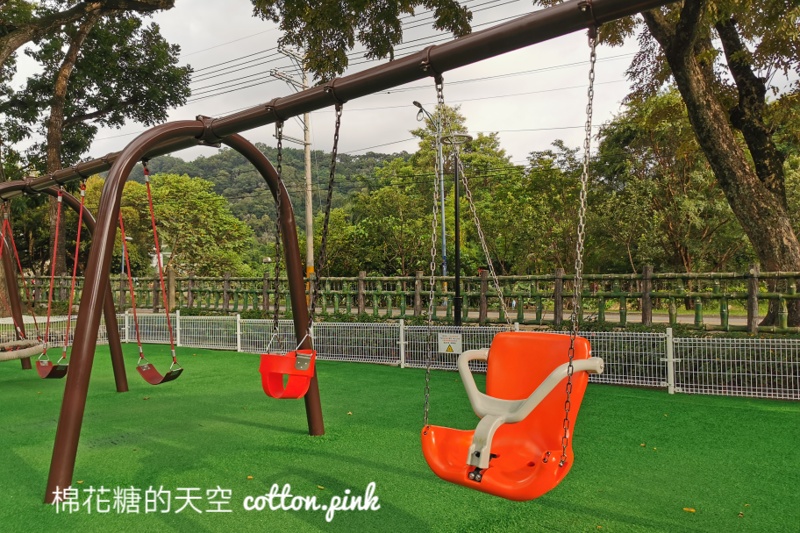 台中放電公園推薦-豐原中正公園不只大型溜滑梯還有跑酷樂園