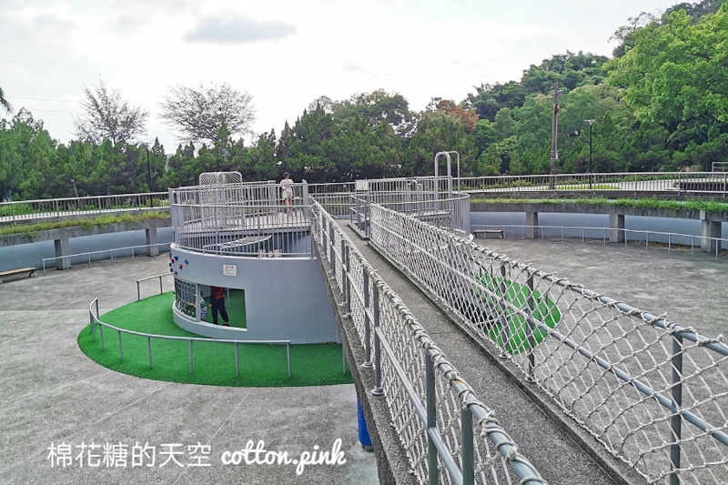 台中放電公園推薦-豐原中正公園不只大型溜滑梯還有跑酷樂園