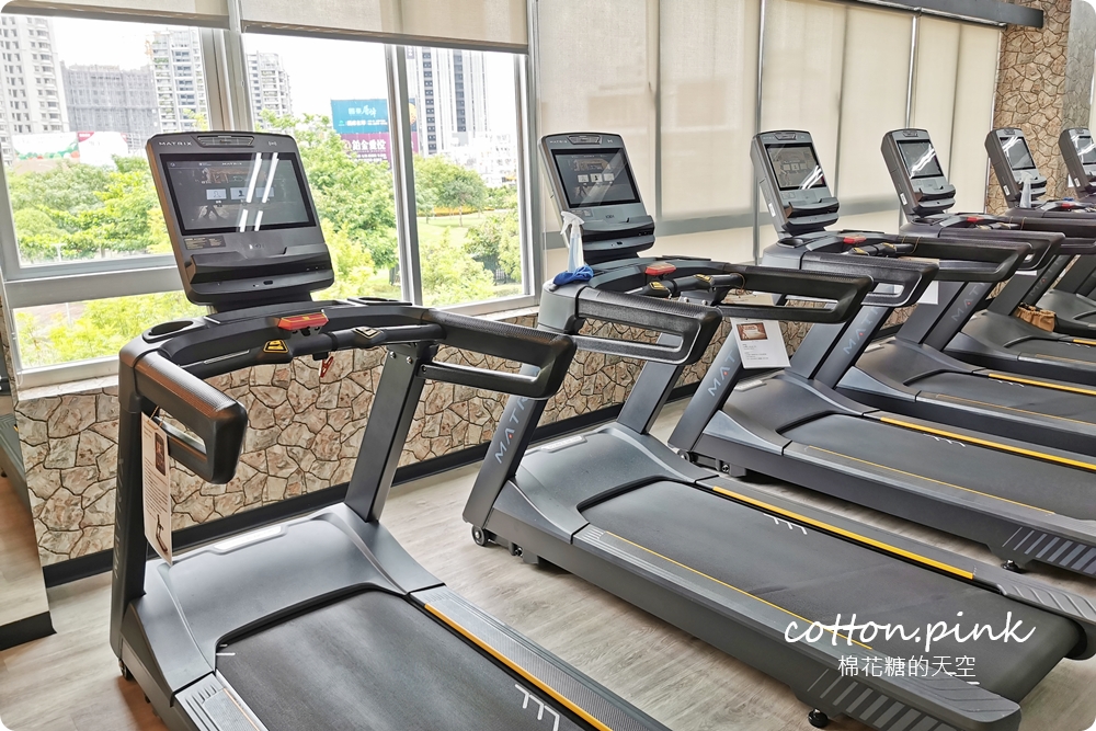 台中最新健身房~優漾健身南屯店特設女性專屬健身空間、空中瑜珈TRX免加價 台中最新健身房~優漾健身南屯店特設女性專屬健身空間、空中瑜珈TRX免加價
