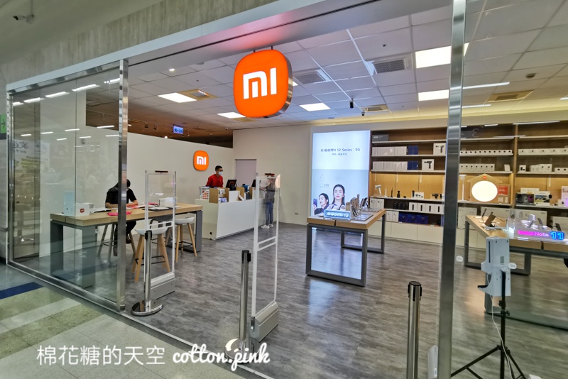 台中最新小米專賣店藏在賣場三樓！純白家電美美的