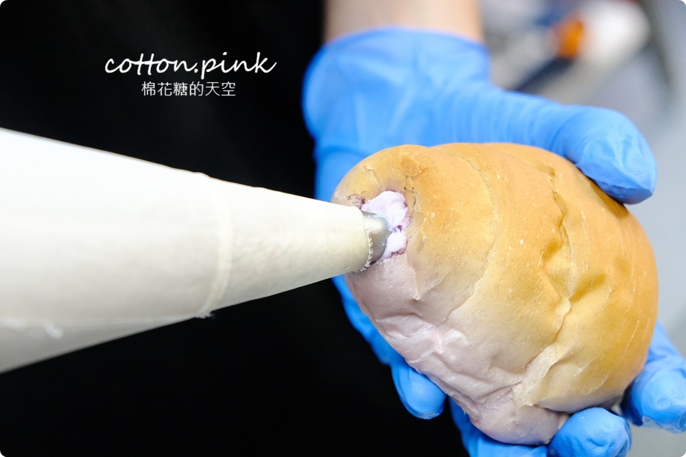 台中伴手禮推薦|爆醬牛頌生乳可頌粉嫩嫩分店新開幕