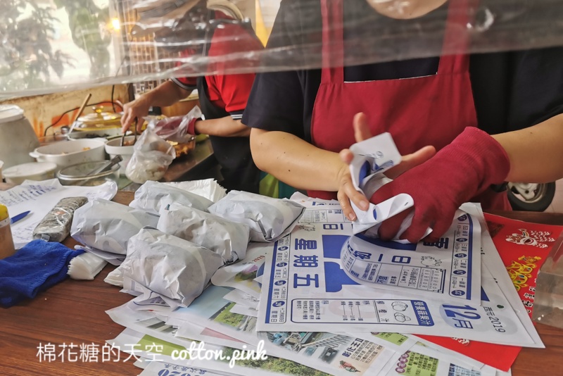台中飯糰這家不一樣-青海路日式飯糰吐司整塊卜肉包進飯糰很過癮