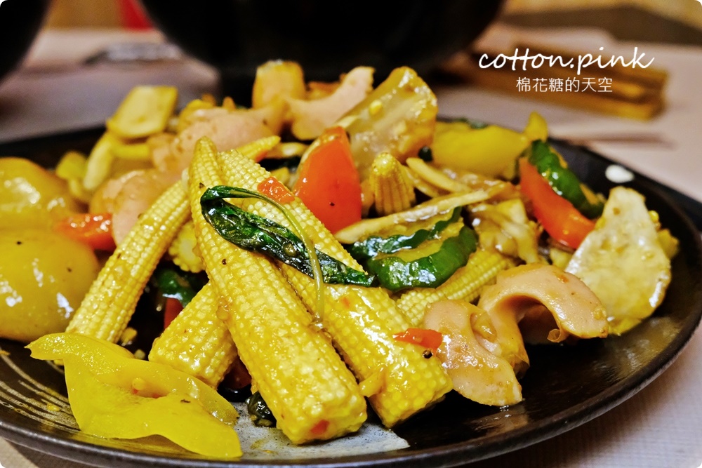 滷味、炸物、麻辣鴨血通通有！滿大碗黎明店加碼滿額送青菜、王子麵