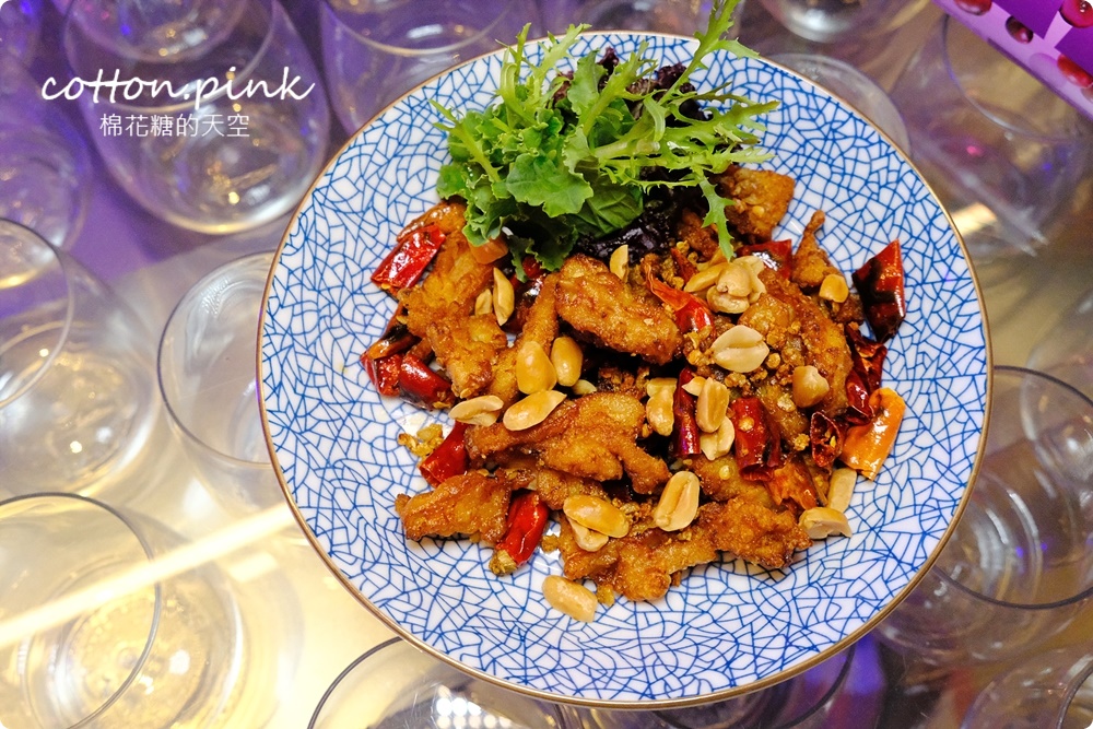 被牛肉麵耽誤的台式餐酒吧，全台第一家精釀啤酒喝到飽就在金色三麥 SUNMAI BAR PARK2