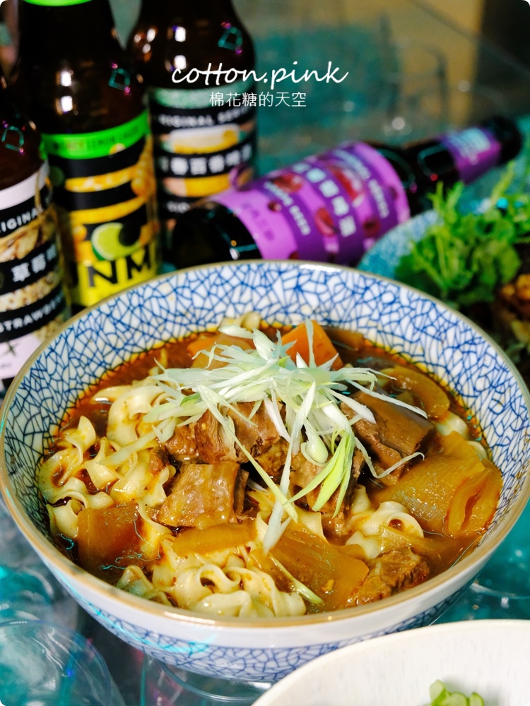 被牛肉麵耽誤的台式餐酒吧，全台第一家精釀啤酒喝到飽就在金色三麥 SUNMAI BAR PARK2