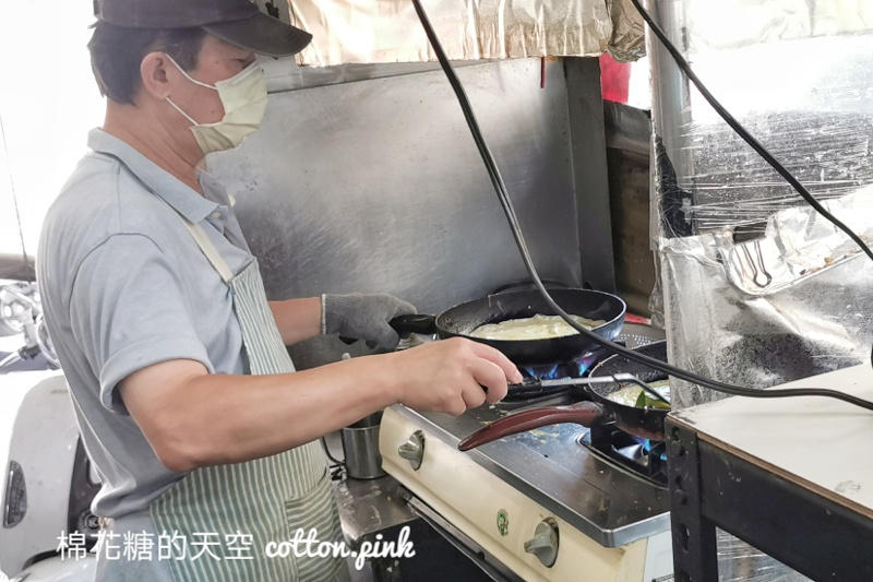 台中早餐粉漿蛋餅|蘇媽媽蛋餅-超過百元隱藏版蛋餅長這樣