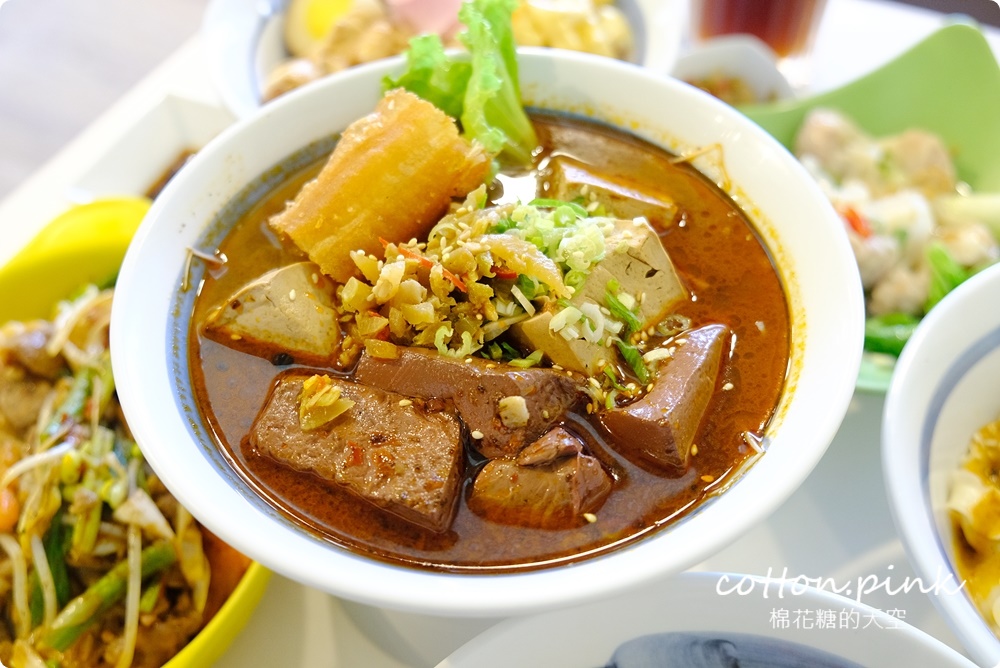 台中低調川菜小店|大里享辛食堂麻辣鴨血連湯都喝光光！