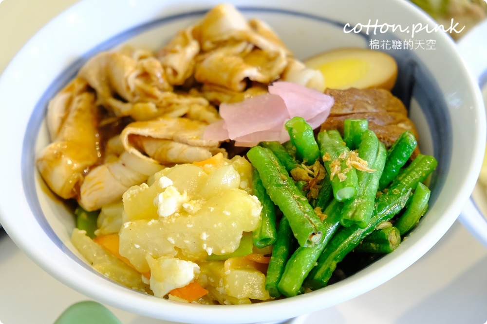 台中低調川菜小店|大里享辛食堂麻辣鴨血連湯都喝光光！