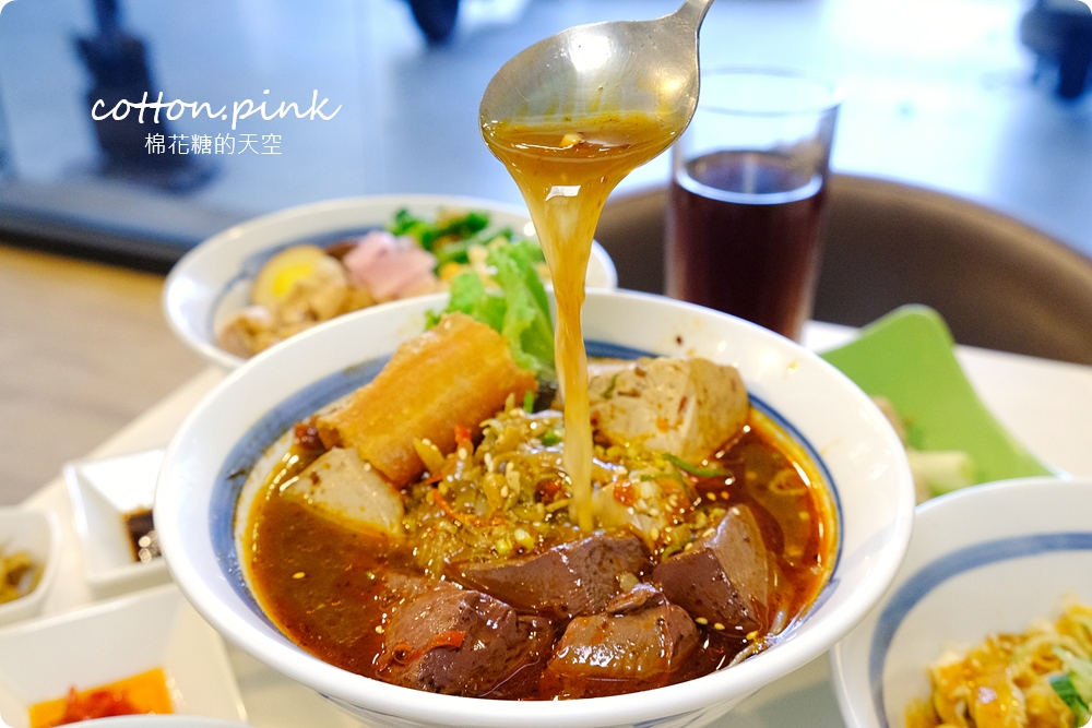 台中低調川菜小店|大里享辛食堂麻辣鴨血連湯都喝光光！