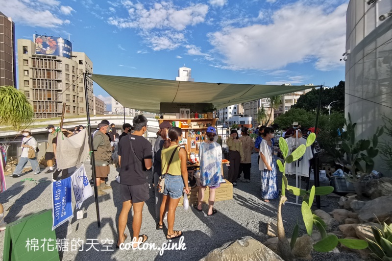 最後一天！草悟廣場PARK2我出去一下～上山下海露營尬衝浪市集