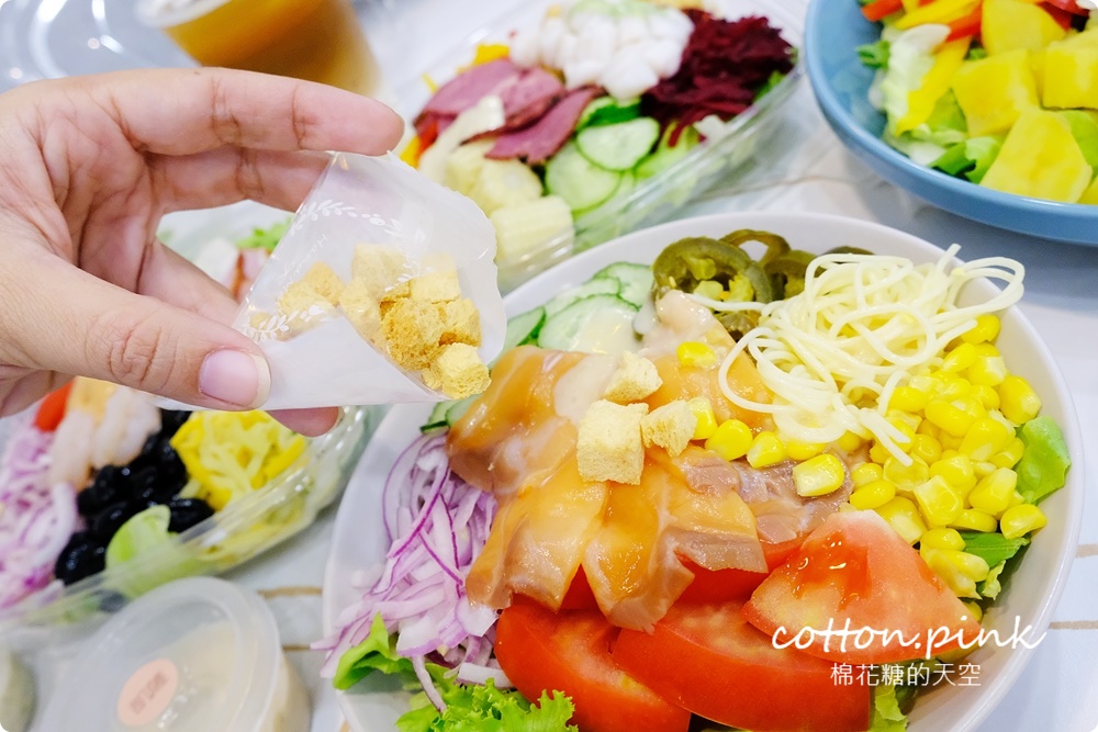 台中沙拉專賣店|優妮可獨家優格醬料搭配新鮮食材最對味！