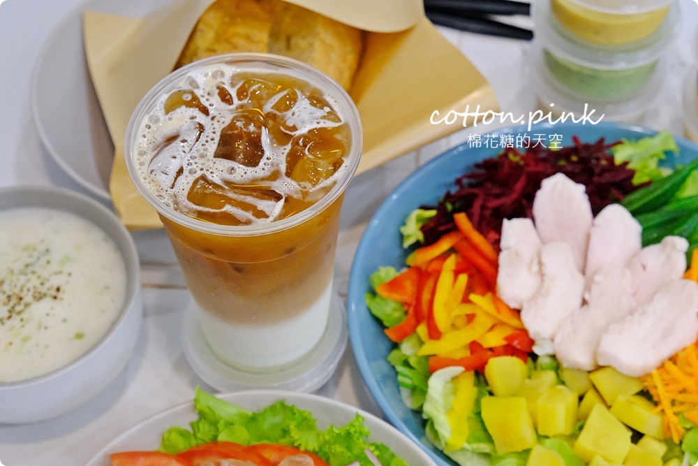 台中沙拉專賣店|優妮可獨家優格醬料搭配新鮮食材最對味！