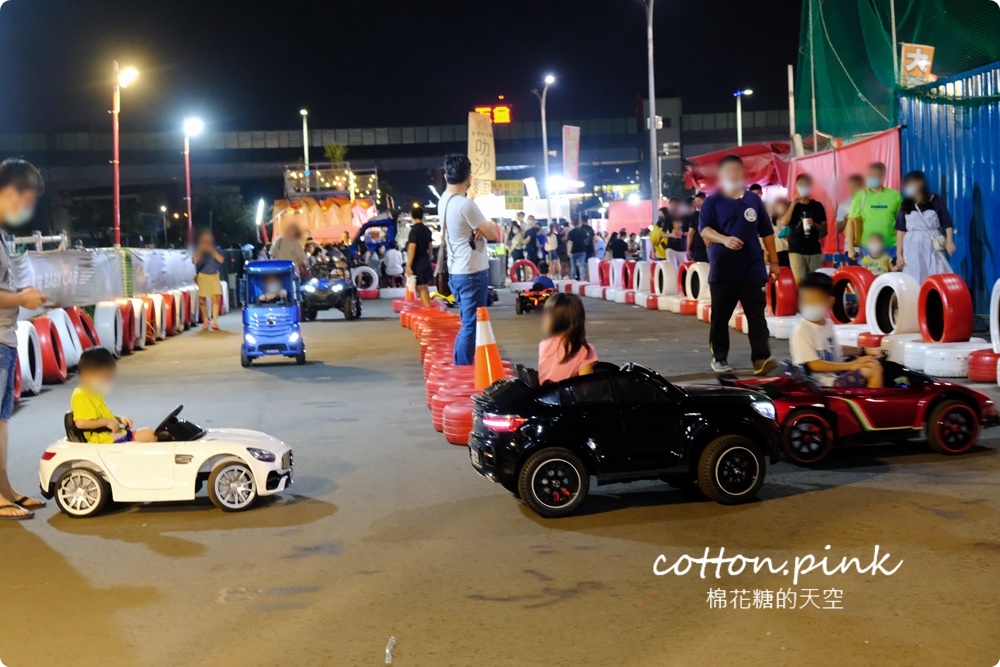 台中總站夜市必吃懶人包！週一也有開～波波食堂雞蛋仔吃起來！