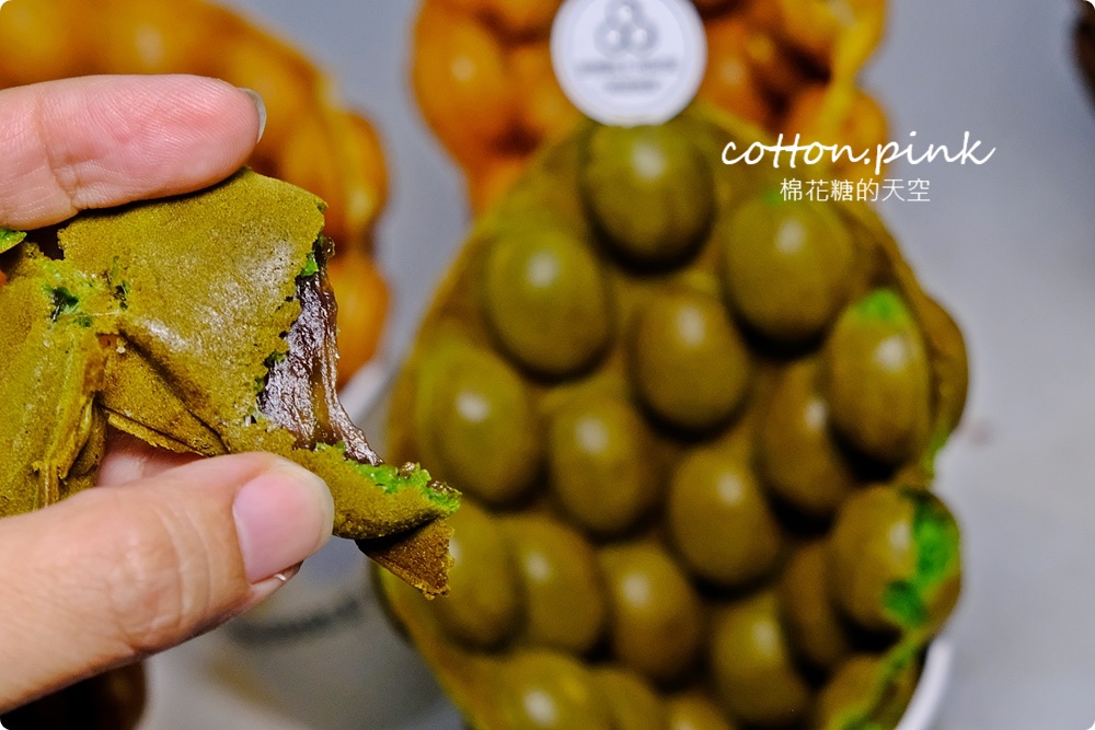 台中總站夜市必吃懶人包！週一也有開～波波食堂雞蛋仔吃起來！