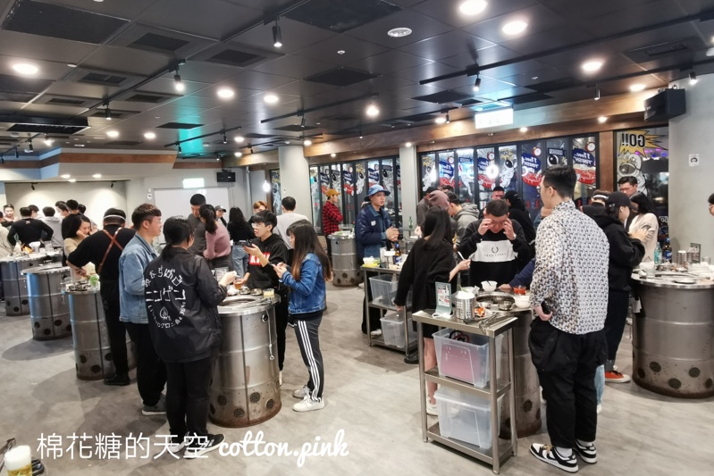草悟廣場PARK2美食懶人包～地下室就是隱藏版大夜店！越夜越美麗